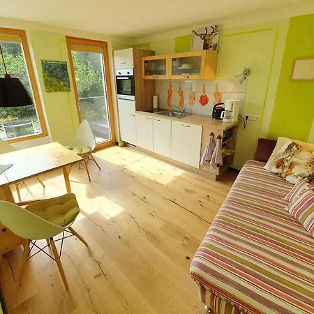 S'verschnaufnaeschtli Holiday home *